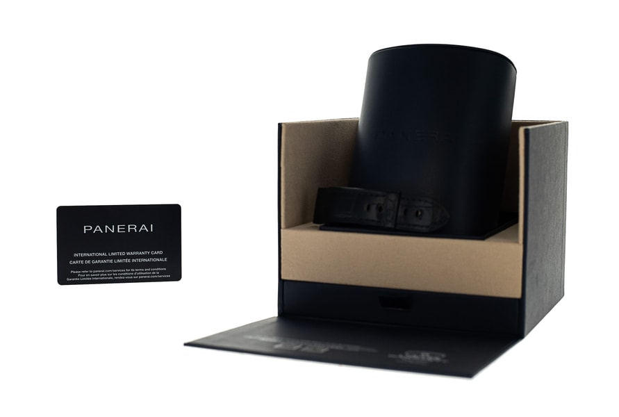 Panerai Luminor Quaranta PAM01370